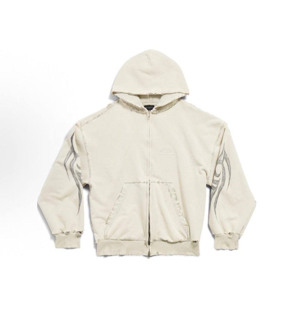  Balenciaga