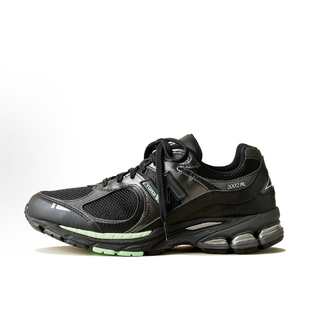 New Balance  New Balance