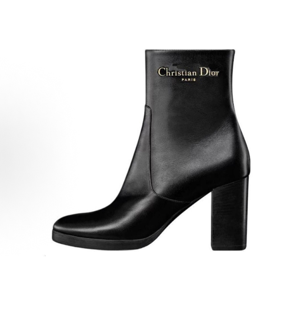  Dior