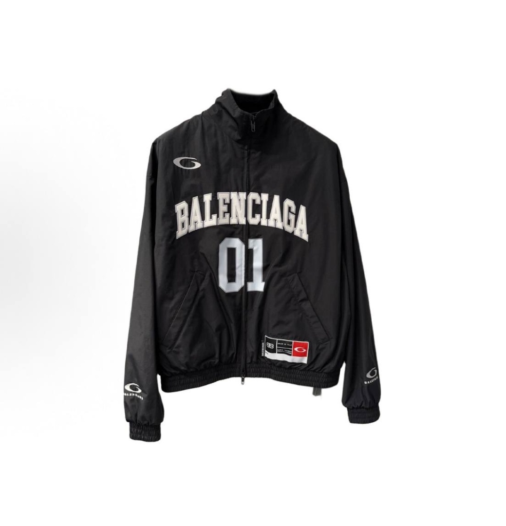  Balenciaga