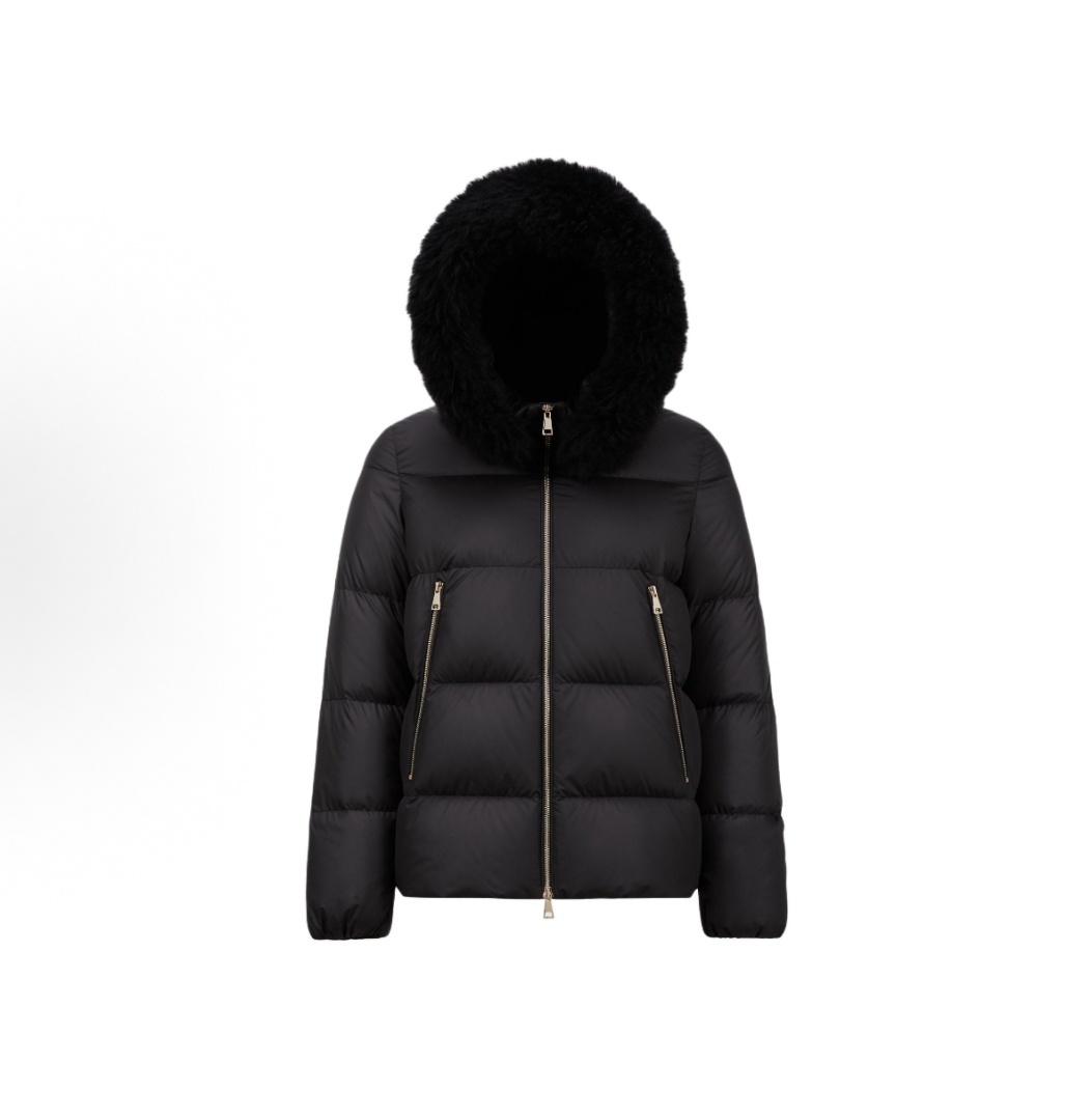  Moncler